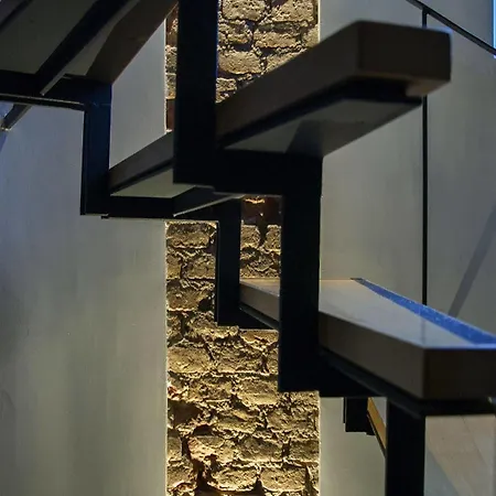 I'zaz Lofts Apartment